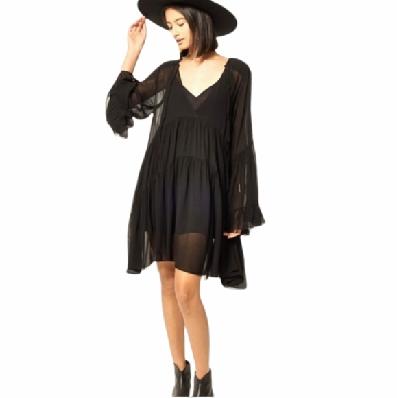 NWT Young Fabulous & Broke Rosa Mini Dress in black Small